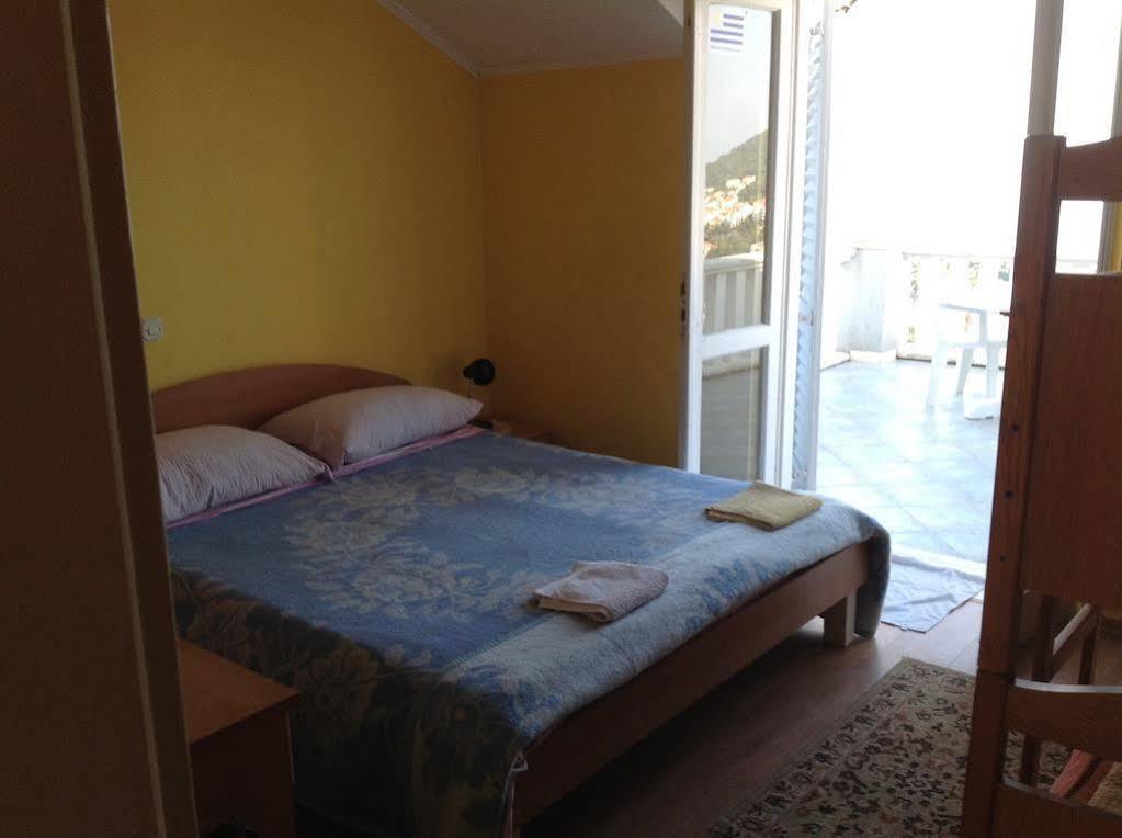 Banana 3* Dubrovnik